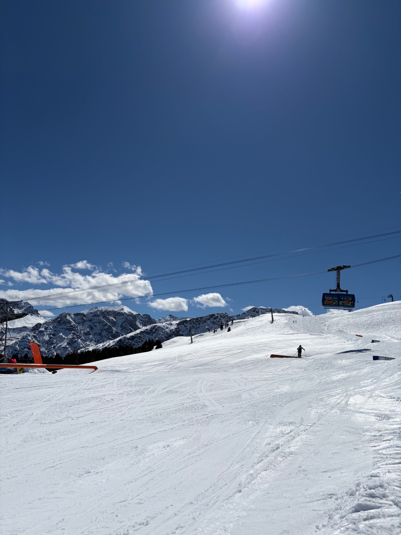 Sonnige Skipiste